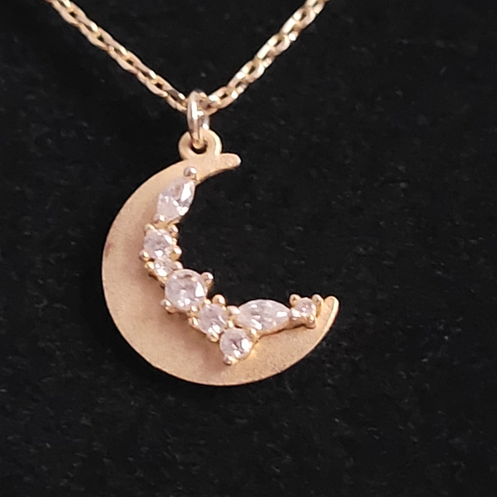 Moon Pendant Necklace